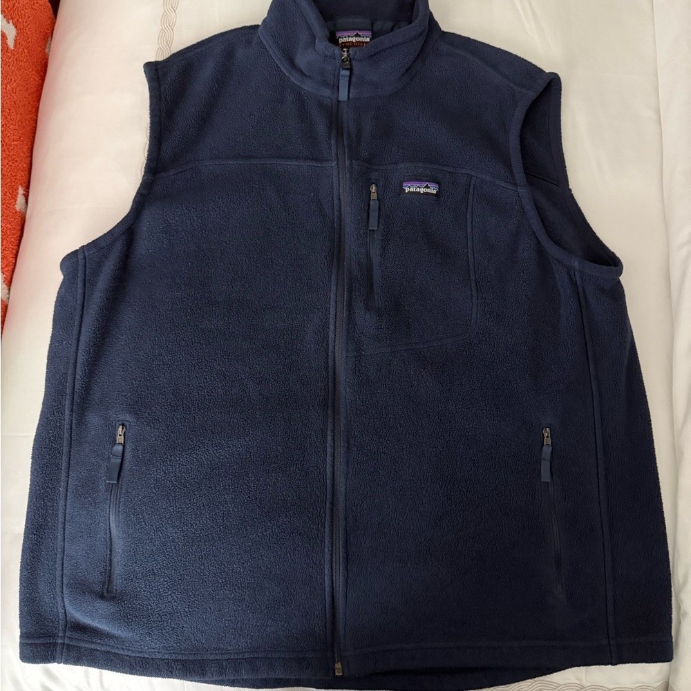 Patagonia Men's Navy Blue Fleece Vest